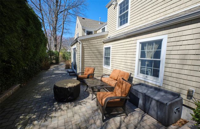 View of patio with outdoor lounge area | Image 32