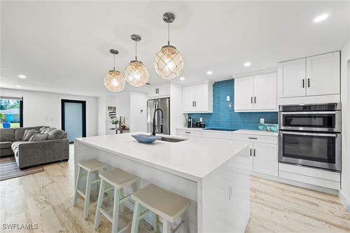 9793 Tonya Ct, BONITA SPRINGS, FL, 34135-4716 | Card Image