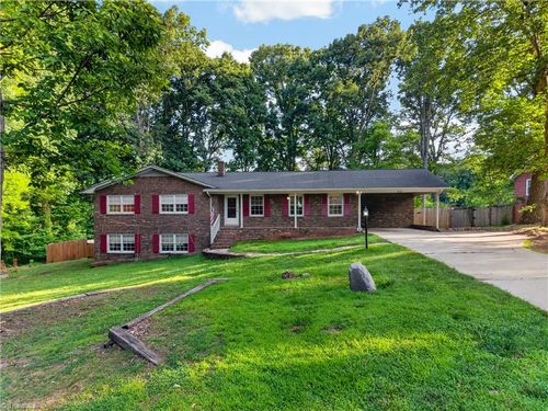 1116 Cranbrook Way, Asheboro, NC, 27205-2334 | Card Image