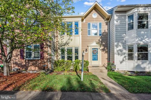 5124 Glen Meadow Dr, CENTREVILLE, VA, 20120-1359 | Card Image
