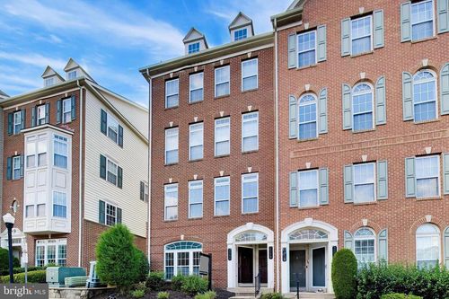 325 Munahan Cir, INDIAN HEAD, MD, 20640-1491 | Card Image