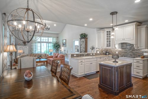 28-28 Tamarack Ct, Prospect, CT, 06712-6414 | Card Image