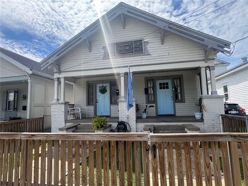 2626 Upperline Street, New Orleans, LA, 70115 | Card Image