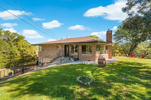 188 Country Club Lane, Napa, CA, 94558 | Card Image