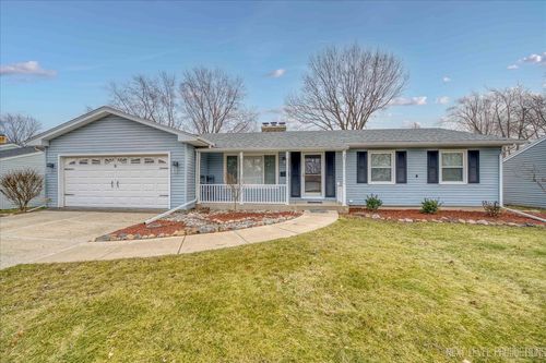 6 Cebold Drive, Montgomery, IL, 60538 | Card Image