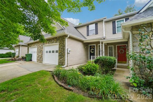 26 Willowick Dr, Asheville, NC, 28803-2170 | Card Image