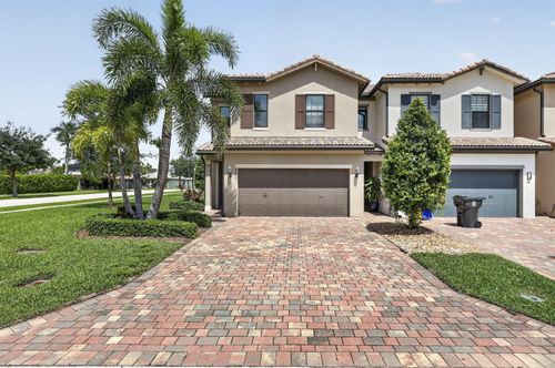 8245 Cadre Noir Rd, Lake Worth, FL, 33467-6703 | Card Image