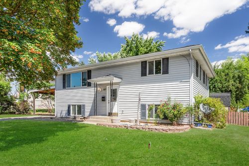 127 Pineview Ct, Cheney, WA, 99004-1135 | Card Image