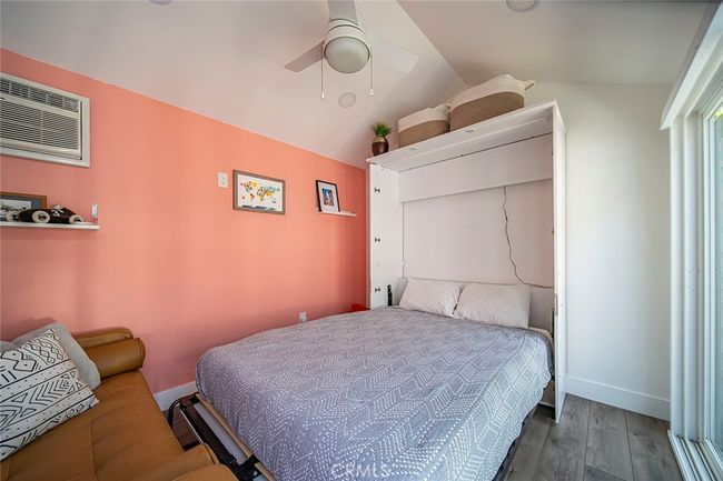 4218 E 3 Rd St, House other with 2 bedrooms, 1 bathrooms and 1 parking in Long Beach CA | Image 27