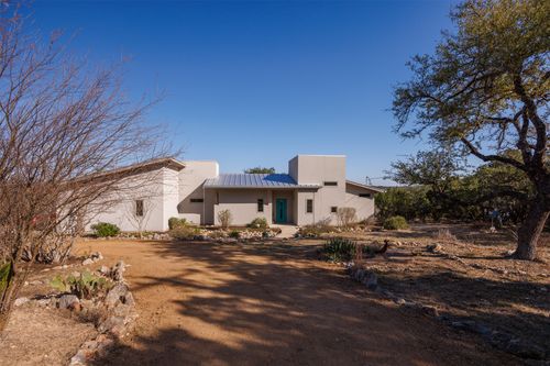 609 Las Colinas Dr, Wimberley, TX, 78676-9368 | Card Image