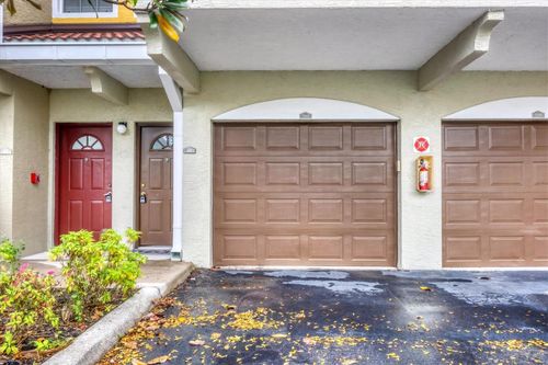 unit-209-5700 Bentgrass Dr, SARASOTA, FL, 34235-7634 | Card Image
