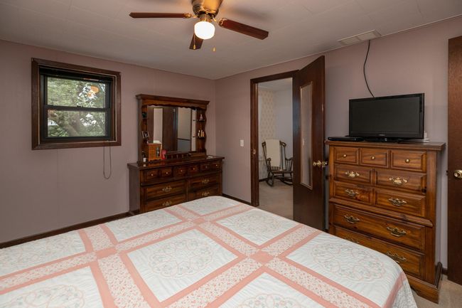 30-web-or-mls-30-Bedroom 3.jpg | Image 43