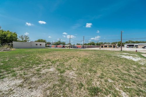 8021 White Settlement Rd, White Settlement, TX, 76108-1751 | Card Image