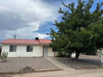 701 Coulson Drive, House other with 3 bedrooms, 2 bathrooms and null parking in Socorro NM | Image 2