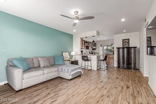 86-4148 E Calle Redonda, Phoenix, AZ, 85018-3763 | Card Image