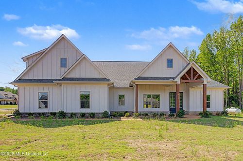 4677 Taylor Trl, Hernando, MS, 38632-1341 | Card Image