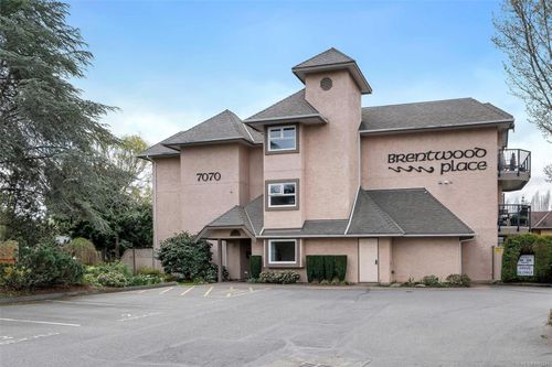 205-7070 West Saanich Rd, Central Saanich, BC, V8M1P5 | Card Image