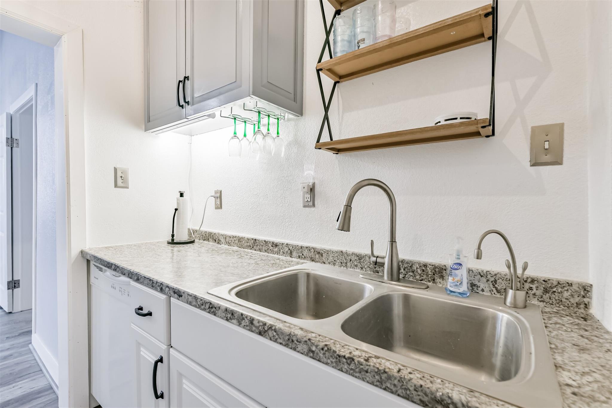 Residential Lease in Galveston 5