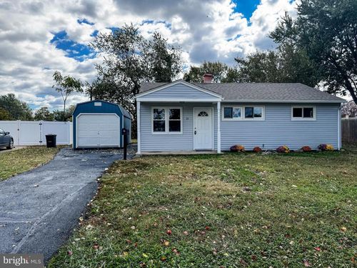 33 Pierson Pl, NEW CASTLE, DE, 19720-3598 | Card Image