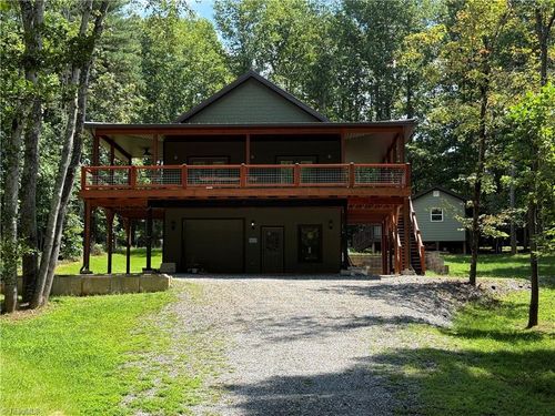 601 W Meadow Pkwy, Moravian Falls, NC, 28654-9851 | Card Image