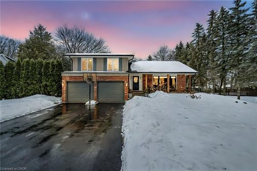 16 Bannisdale Way, Carlisle, ON, L0R1H2 | Card Image