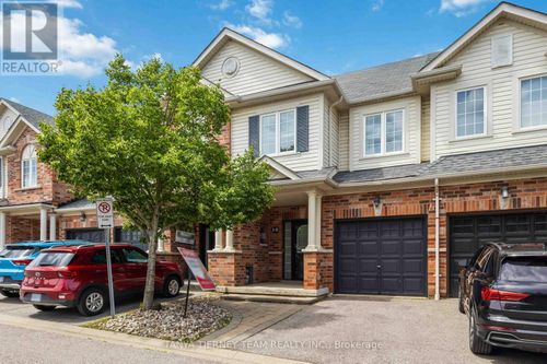 10 Ramona Way, Whitby (Brooklin), ON, L1M0E9 | Card Image