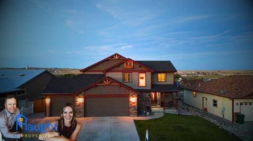 981 Meadowlark Dr, Douglas, WY, 82633-1901 | Card Image