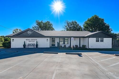 5919 Buffalo Gap Rd, Abilene, TX, 79606-4915 | Card Image