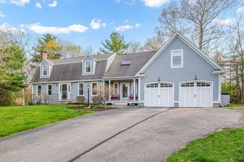 12 Cranberry Meadow Rd, Norfolk, MA, 02056-1929 | Card Image