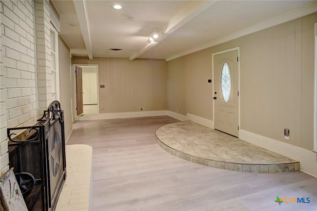1705 Neuman St, House other with 4 bedrooms, 3 bathrooms and null parking in Gonzales TX | Image 5