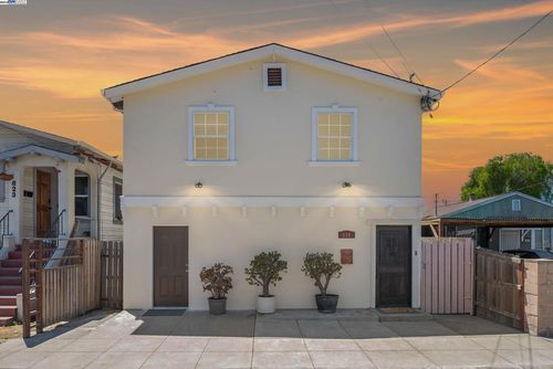 829 9th St, Richmond, CA, 94801-2232 | Card Image
