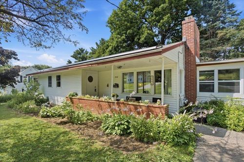 308 Crescent Blvd, Bennington, VT, 05201-2419 | Card Image