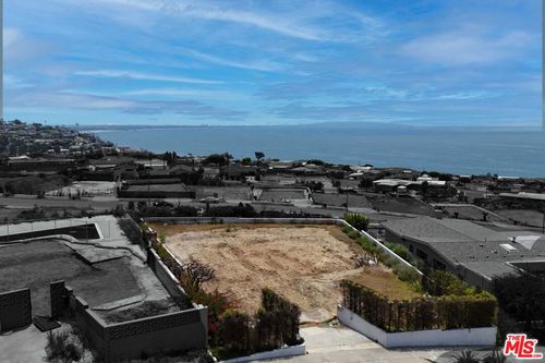 3534 Shoreheights Dr, Malibu, CA, 90265 | Card Image