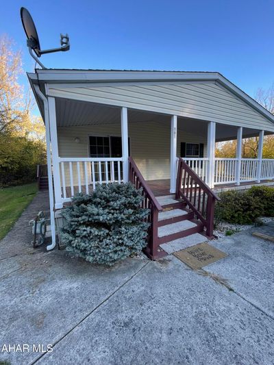 501 Eldon Avenue, House other with 3 bedrooms, 2 bathrooms and null parking in Altoona PA | Image 3