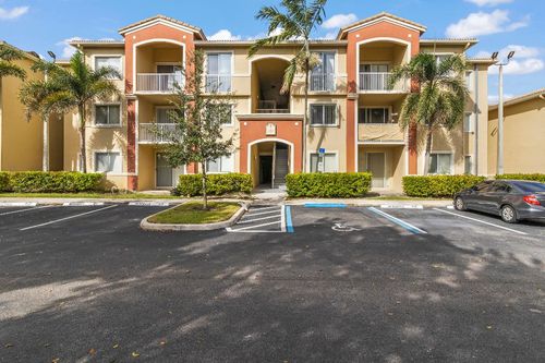 230-7085 Nova Dr, Davie, FL, 33317-8110 | Card Image