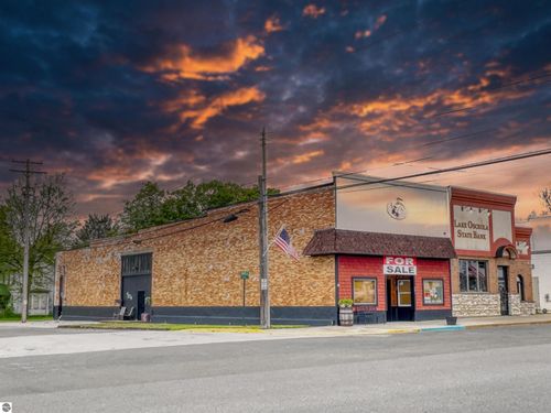201 State St, Luther, MI, 49656-9803 | Card Image