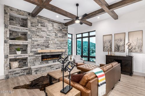 851 Black Feather Ct, Granby, CO, 80446-5648 | Card Image