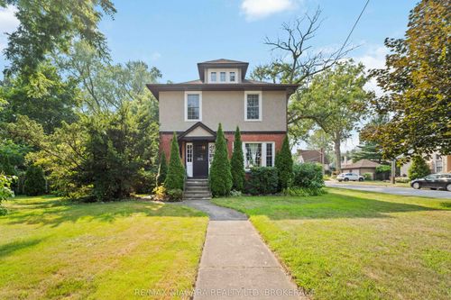 6275 Pine Grove Ave, Niagara Falls, ON, L2G4J4 | Card Image