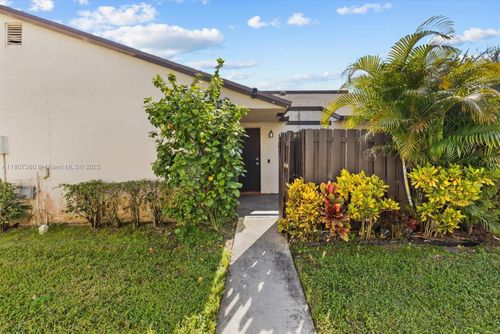 3502 Waterview Cir, Palm Springs, FL, 33461-6451 | Card Image