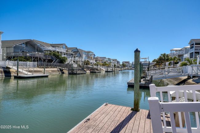 24 Pender St, House other with 5 bedrooms, 5 bathrooms and 1 parking in Ocean Isle Beach NC | Image 39