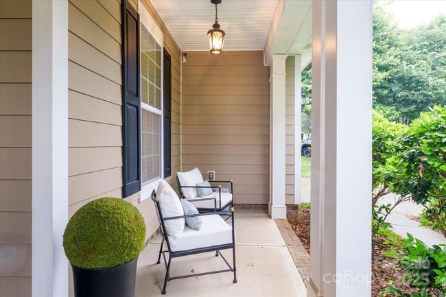 4323 Bright Rd, House other with 5 bedrooms, 4 bathrooms and null parking in Charlotte NC | Image 4