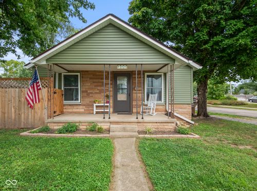 200 Pence Ave, Columbus, IN, 47201-6972 | Card Image