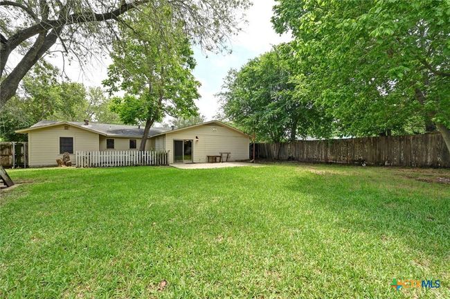 201 Hillcrest Dr, House other with 4 bedrooms, 2 bathrooms and null parking in Luling TX | Image 22