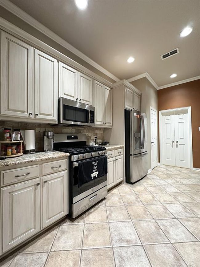 253 County Road 3527, House other with 3 bedrooms, 2 bathrooms and null parking in Bullard TX | Image 48