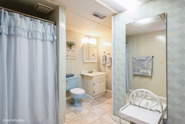 77 N 325 W, House other with 2 bedrooms, 3 bathrooms and 2 parking in Valparaiso IN | Image 26