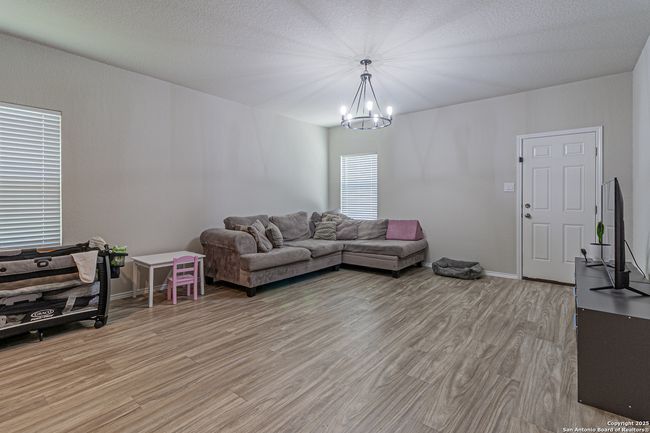 14651 Latigo Loop, House other with 4 bedrooms, 2 bathrooms and null parking in Elmendorf TX | Image 5