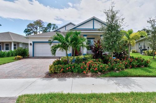 3677 Loblolly Sq, Vero Beach, FL, 32966-6331 | Card Image