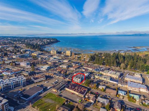 203-113 Hirst Ave E, Parksville, BC, V9P0A7 | Card Image