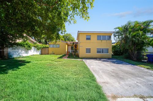 3340 Sw 7th St, Miami, FL, 33135-2604 | Card Image