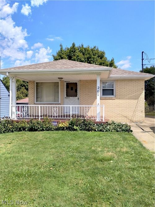 201 N Belle Vista Avenue, Youngstown, OH, 44509 | Card Image